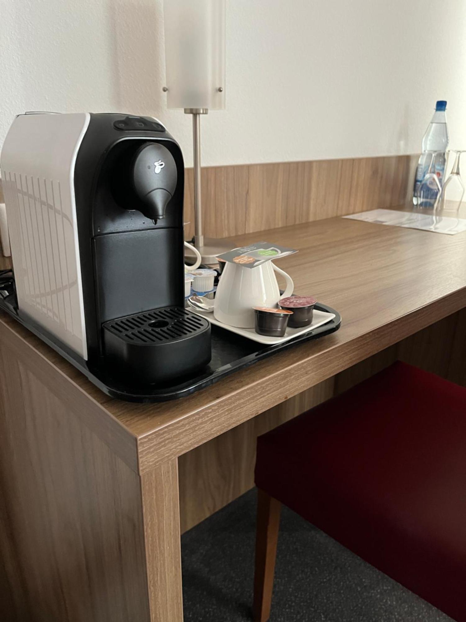La Flamme Wertheim Garni Acomodação com café da manhã Exterior foto